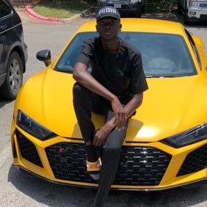 Meet your Posher, Amadou